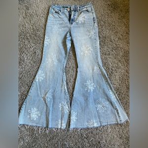Women’s size 2 floral flare jeans